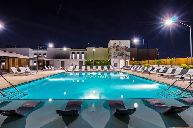 Soak up the sunshine from our rooftop pool, a welcoming retreat designed for relaxation, fresh air, and enjoying the views - Windsor Morningside