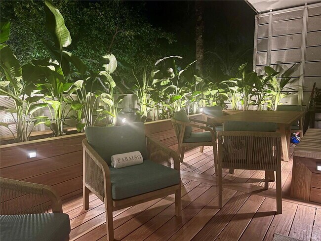 Building Photo - 1700 Meridian Ave