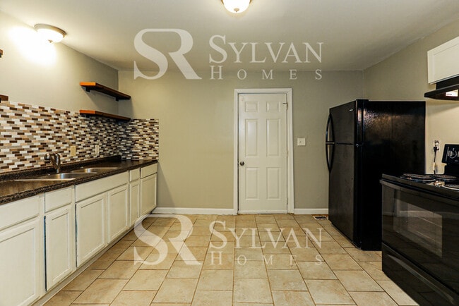 Building Photo - The Lifestyle You Deserve.
