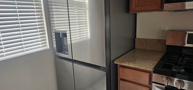 Building Photo - Beautiful 2 bedroom home for rent