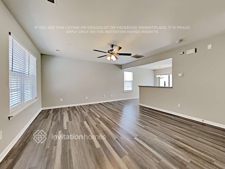 Building Photo - 14633 Arlandes Dr