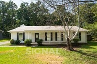 Building Photo - 1932 Carraway St