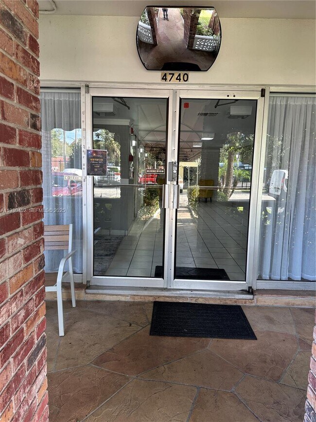 Building Photo - 4740 NW 21st St