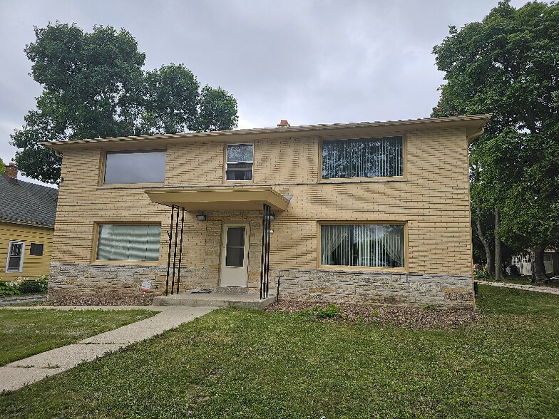 Building Photo - 8127 W Appleton Ave