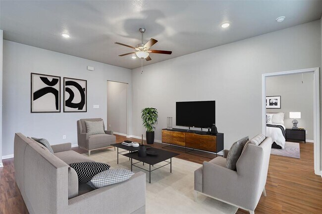 Building Photo - 1026 Tomball Downs Dr