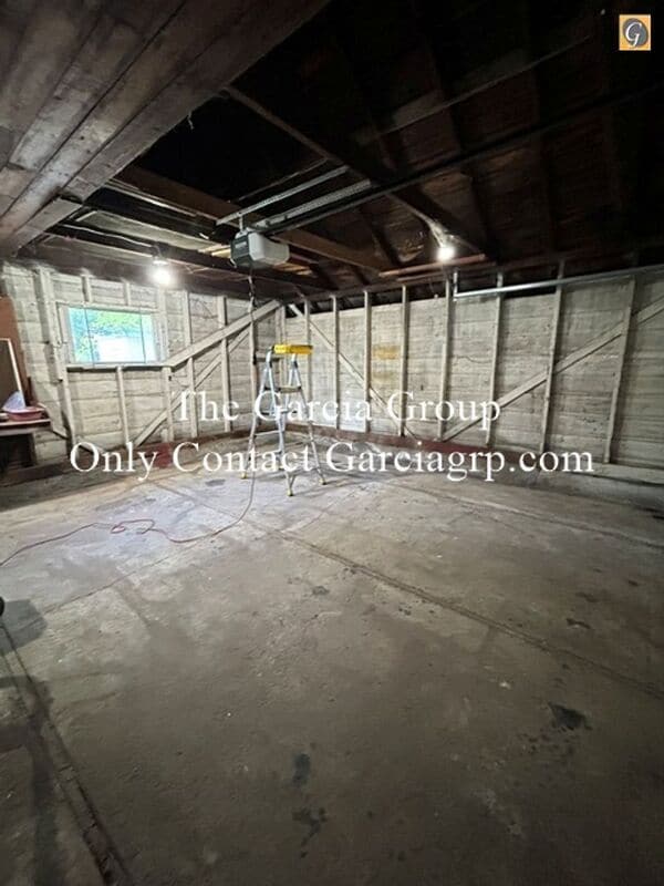 Building Photo - 15318 SE Risley Ct