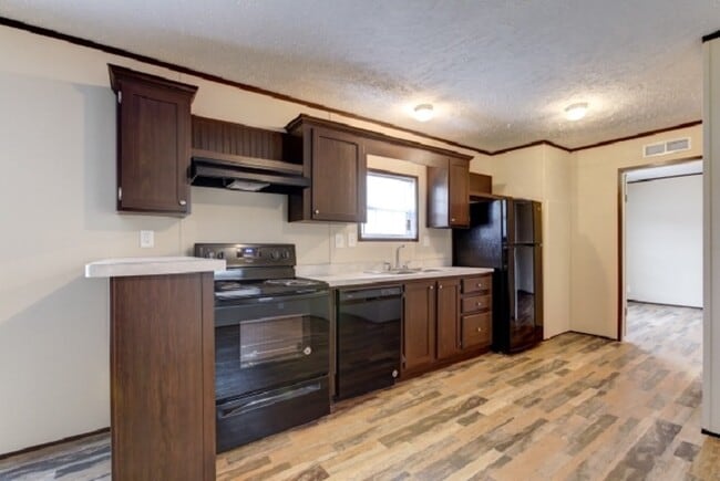 Building Photo - 63 Luart Dr