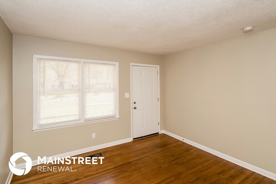 Building Photo - 448 Sunhill Rd NW