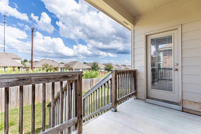 Building Photo - 27462 Paraiso Sands