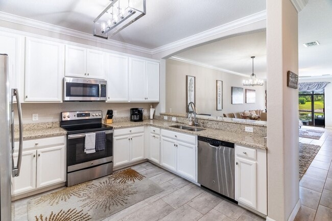 Building Photo - Available Pet Friendly Annual in Artesia!