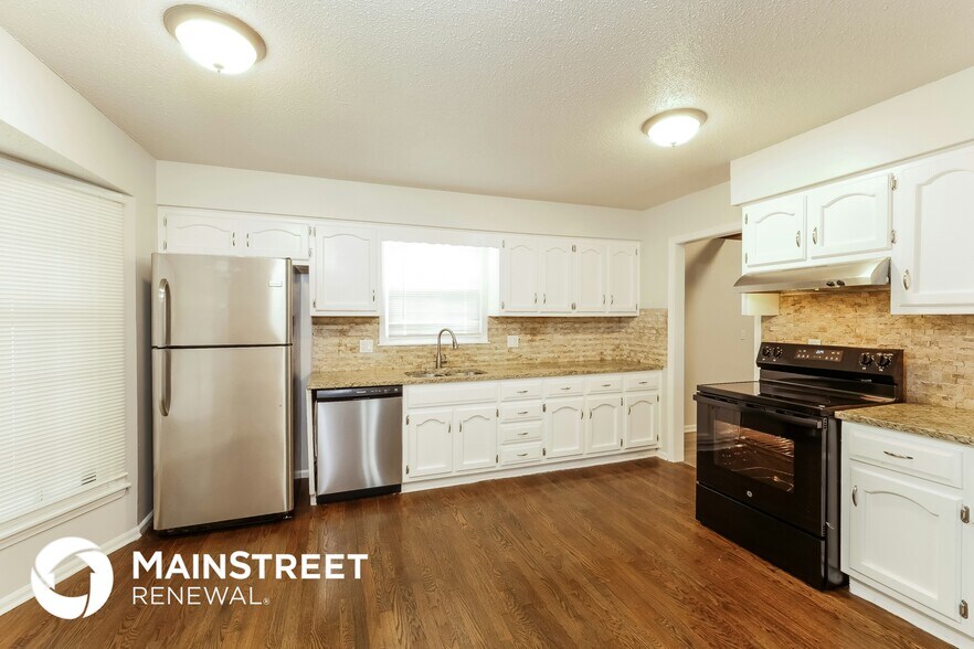 Building Photo - 1605 SW 22nd St