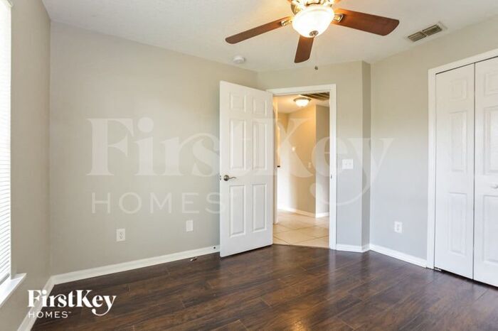 Building Photo - 506 Kingfisher Dr