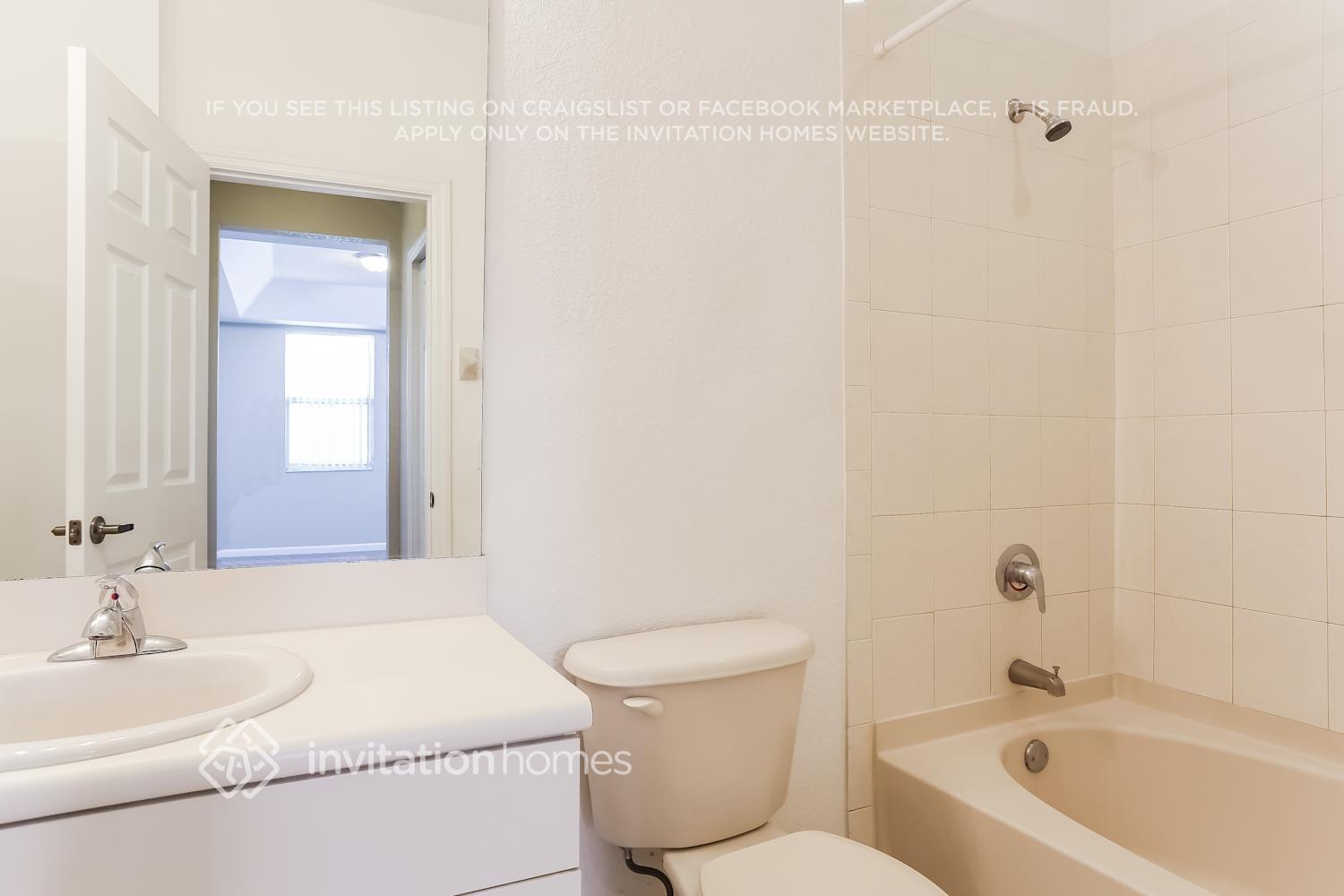 Building Photo - 10903 NW 83rd St