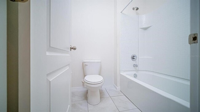 Building Photo - 326 Meadowbrook Blvd