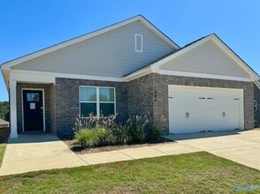 Building Photo - 394 Angela St