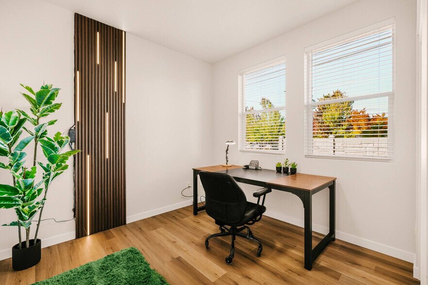 Building Photo - 3202 NW Division St