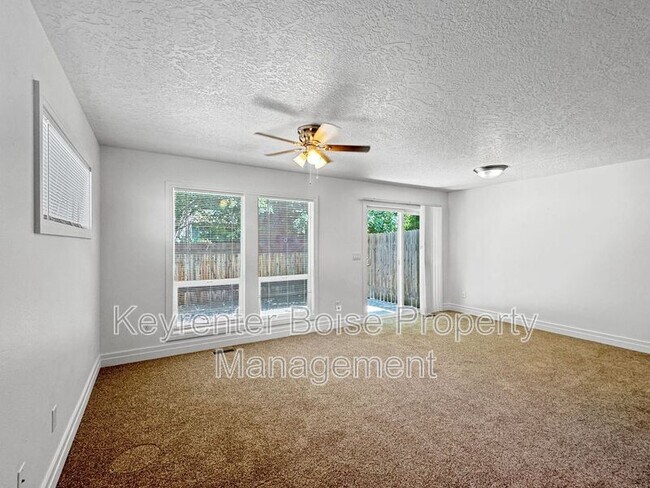 Building Photo - 2144 S Dorothy Ave