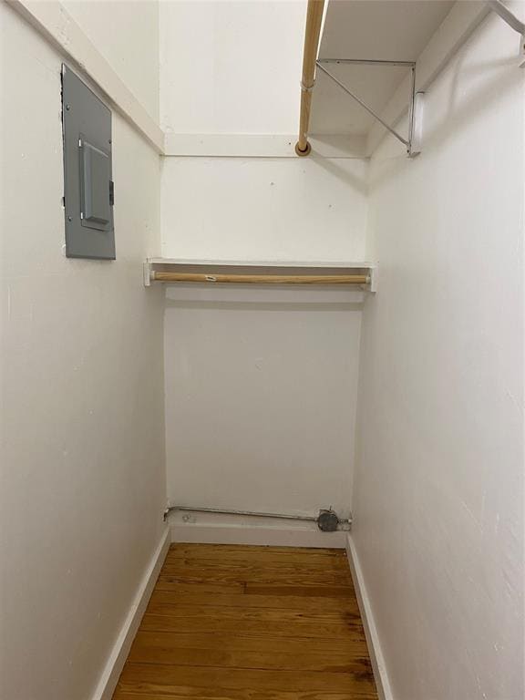 Building Photo - 1006 Main St