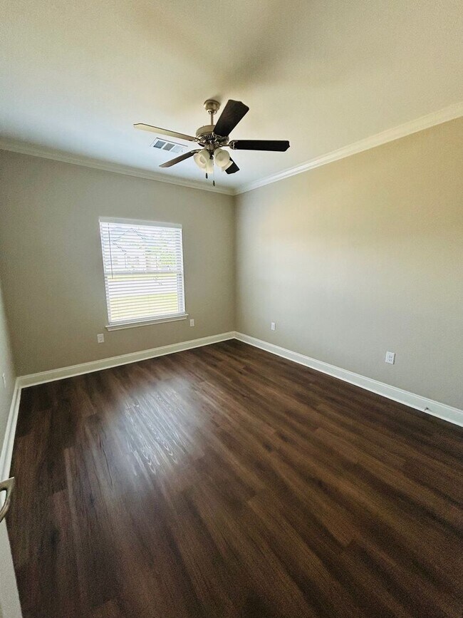 Building Photo - 10032 Braided Briar Ln