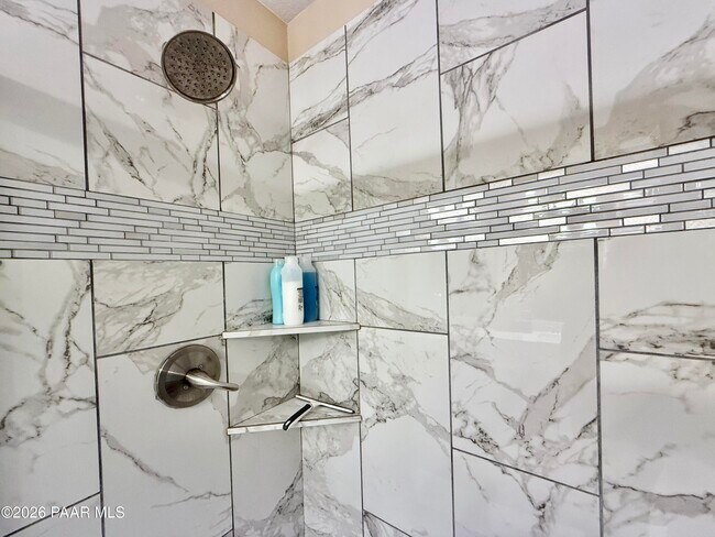 Building Photo - 4871 Butterfly Dr