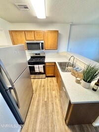 Building Photo - 5730 Vista Palomar Way