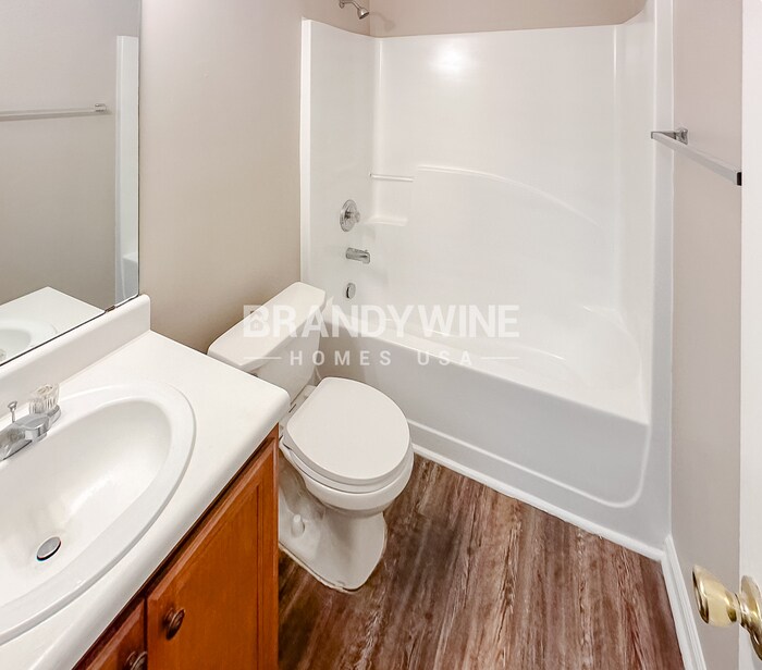 Building Photo - 4830 Buckeye Pl