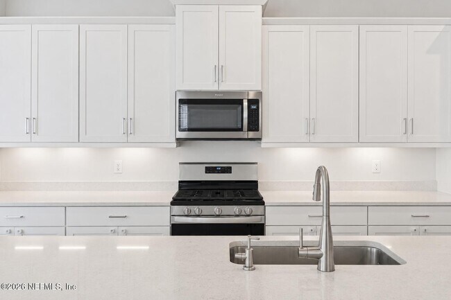 Building Photo - 80 Walnut Gln Ct