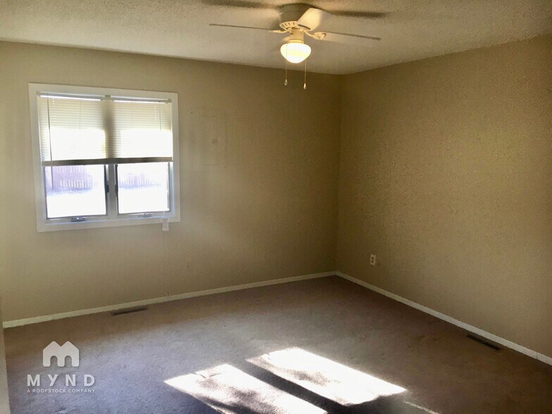 Building Photo - 1038 W Cherokee St