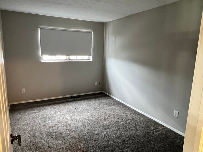 Building Photo - 1397 Sanzon Dr