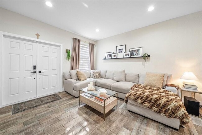 Building Photo - 3876 SW 169th Terrace