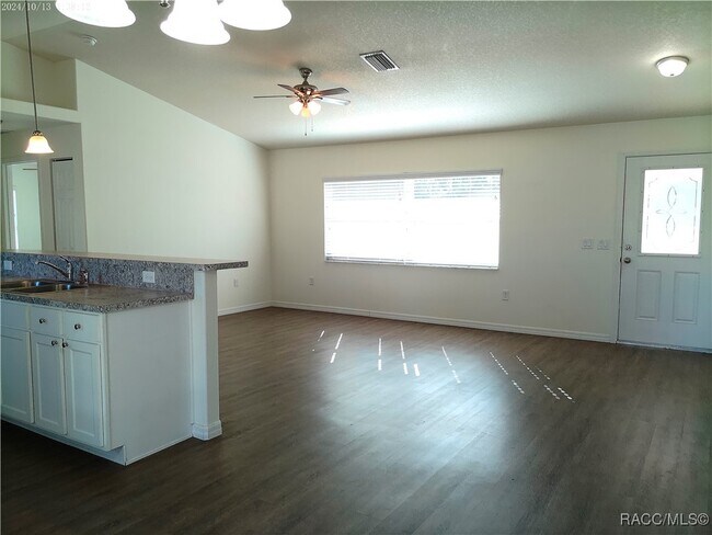 Building Photo - 137 N Independence Hwy