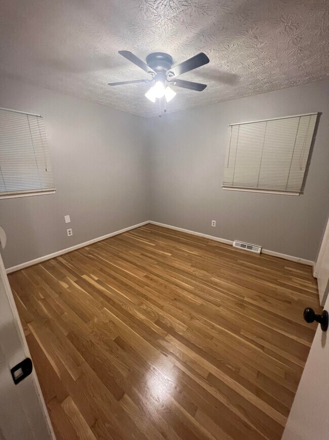 Building Photo - 4019 Winnepeg Way