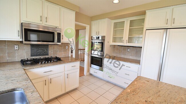 Building Photo - Oceanside |  Single Family Home |2–3 miles away from Hwy 78