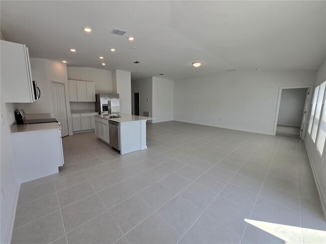 Building Photo - 1582 Loxley Trl