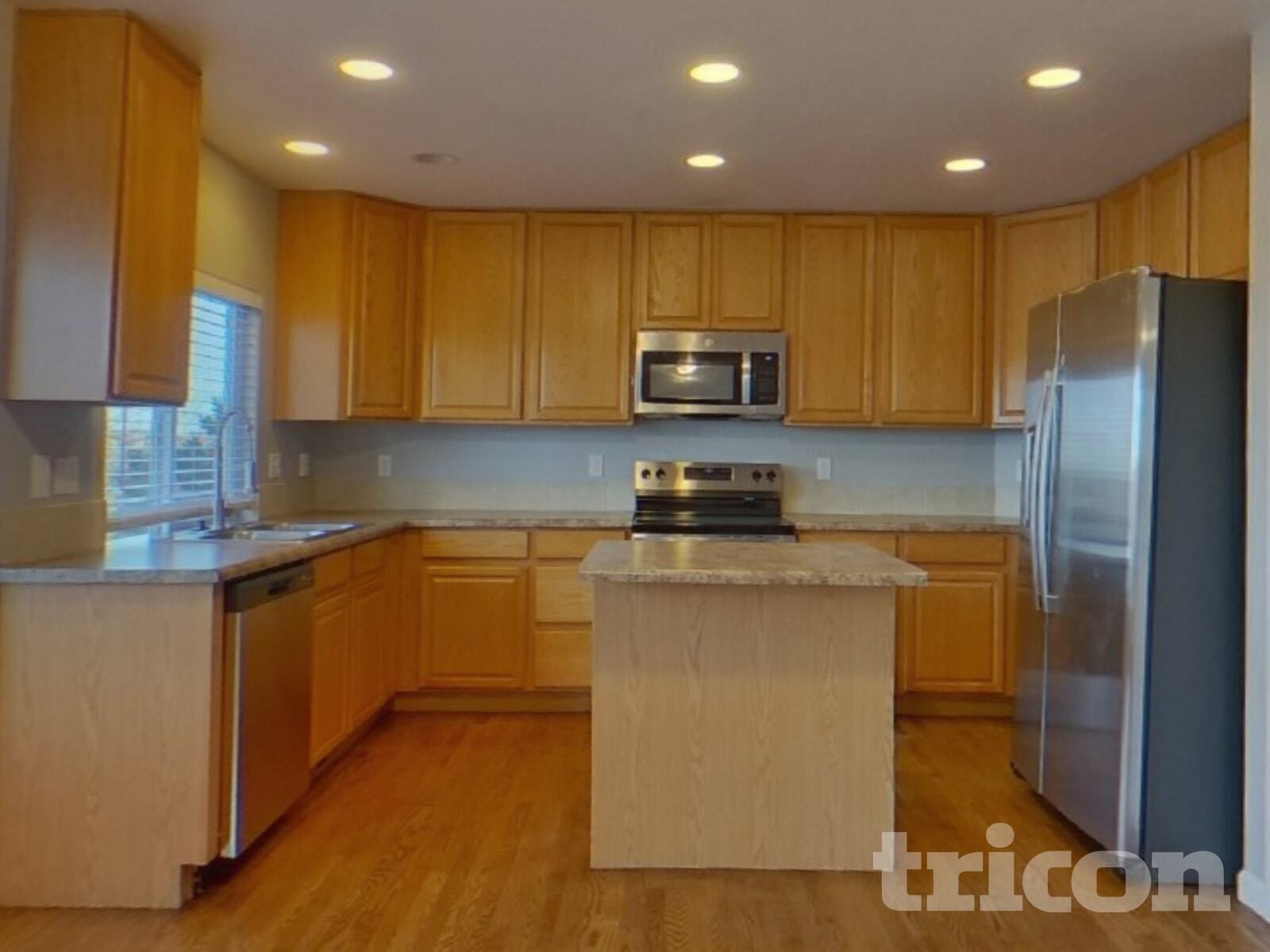 Building Photo - 12254 Pine Valley Cir