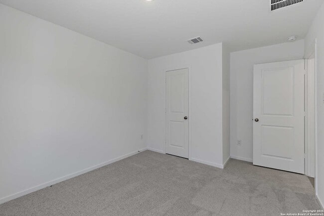 Building Photo - 285 Tahoe Ave