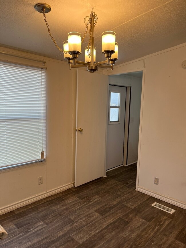 Building Photo - 12732 Pecan Tree Ct
