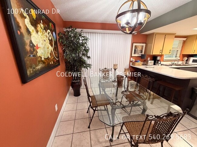 Building Photo - 1007 Conrad Dr