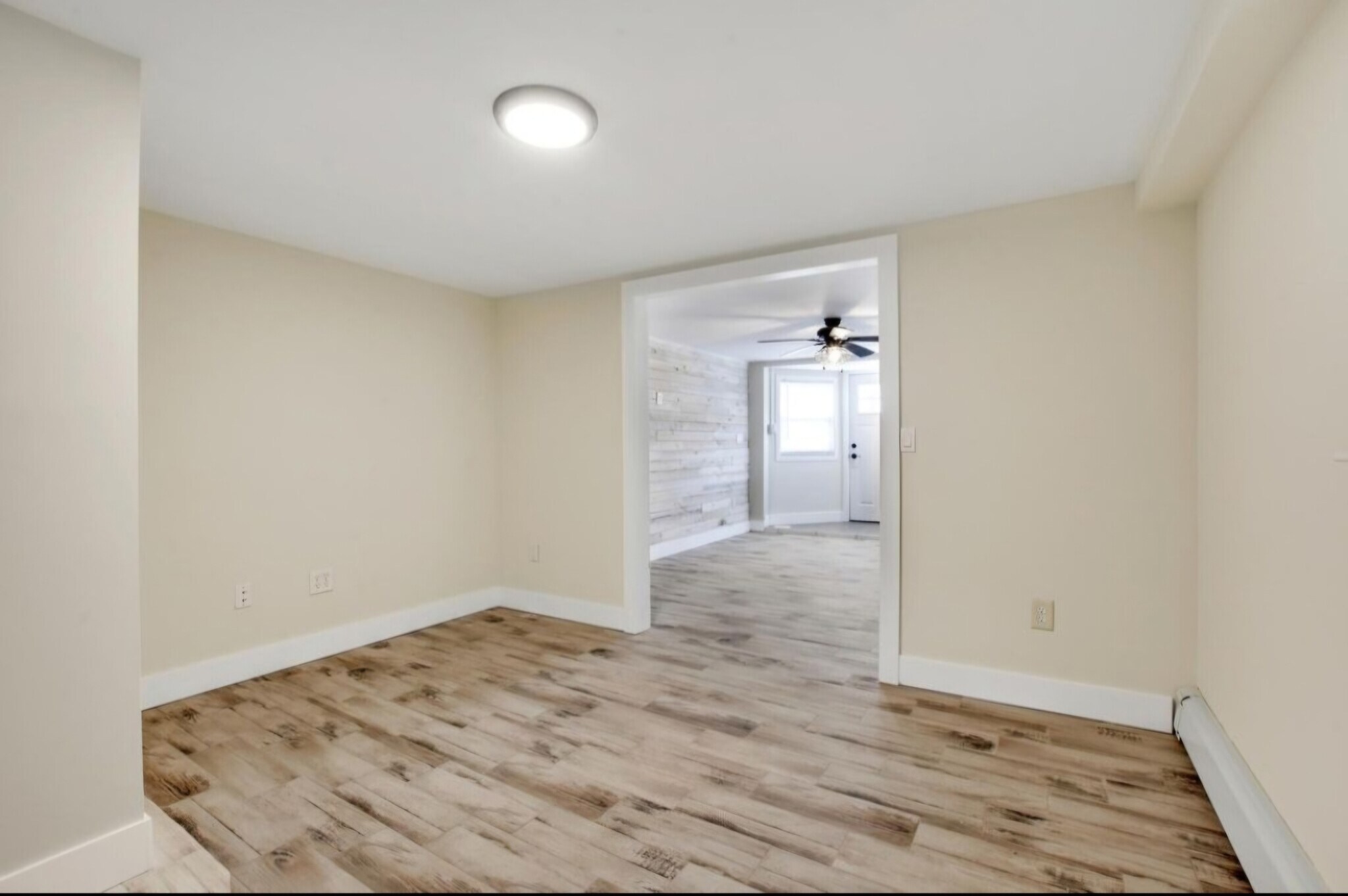 Dining/office - 728 Golden Ave