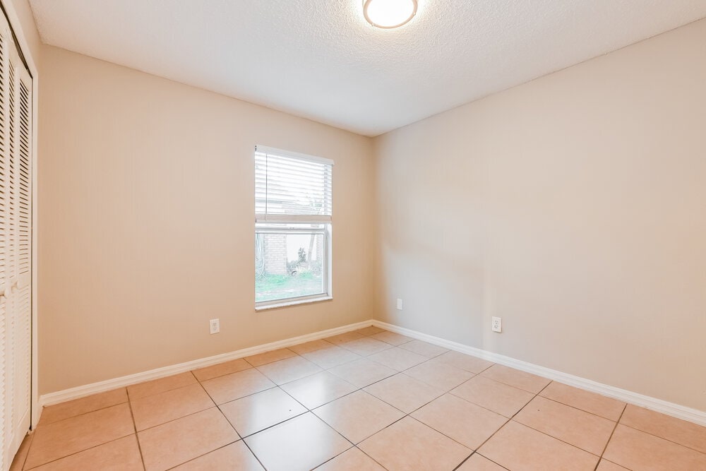 Building Photo - 4732 Fort Bravo Ct