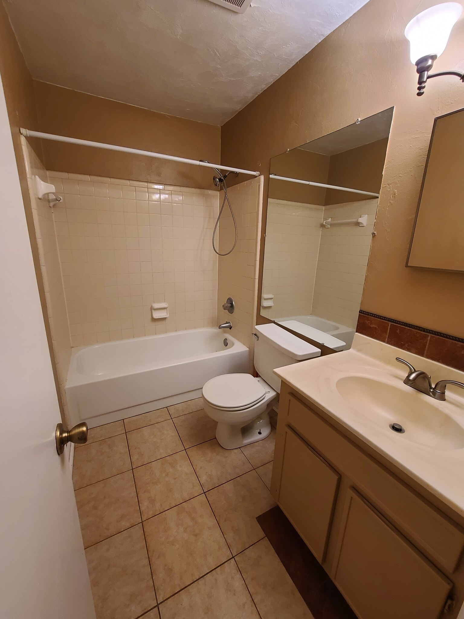 Downstairs bathroom - 1075 Ocala Rd