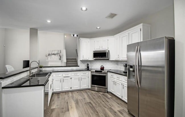 Building Photo - 25507 Lyon Springs Ct