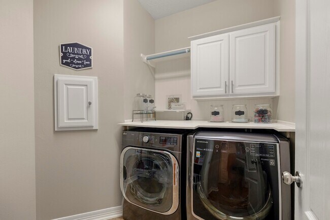 Building Photo - 15519 Marble Canyon Way