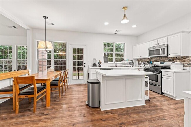 Building Photo - 5087 Wellisford Ct NW