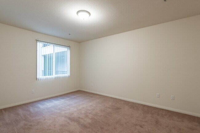 Building Photo - 8700 Glenoaks Blvd