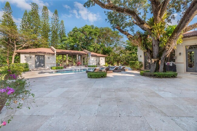 Building Photo - 9801 SW 60th Ct