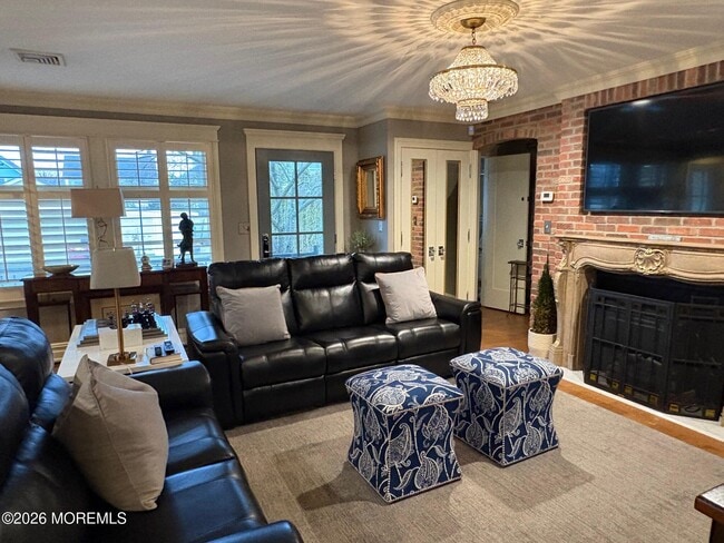 Building Photo - 162 Bridge Ave