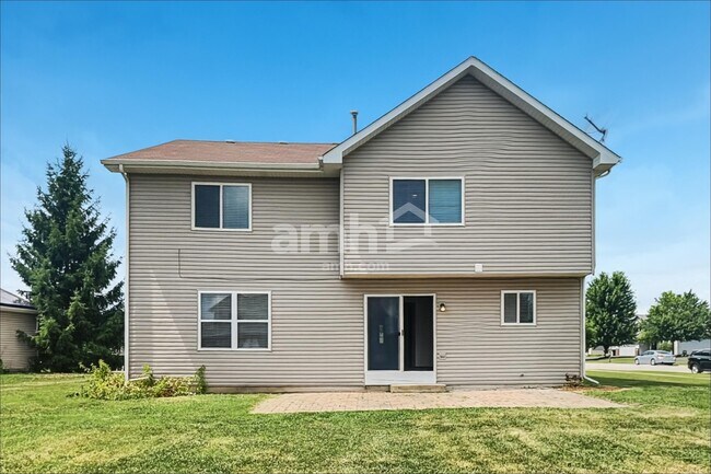 Building Photo - 26333 Wild Rose Dr