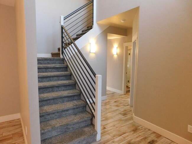 Building Photo - Spacious 5-Bedroom Home with Luxury Features & Prime Location!