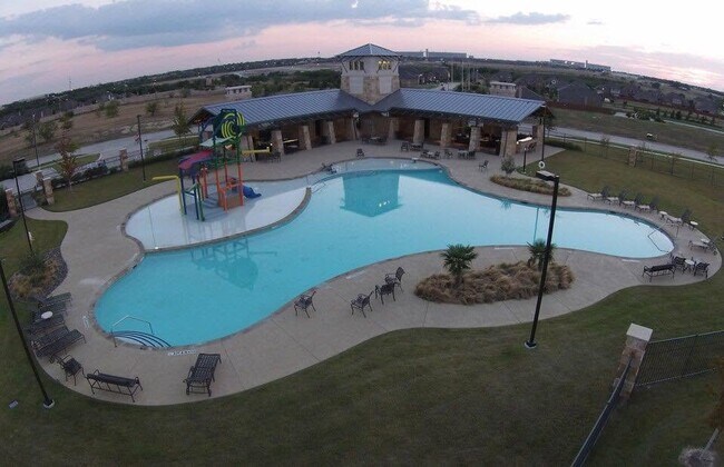Building Photo - 7757 Berrenda Dr